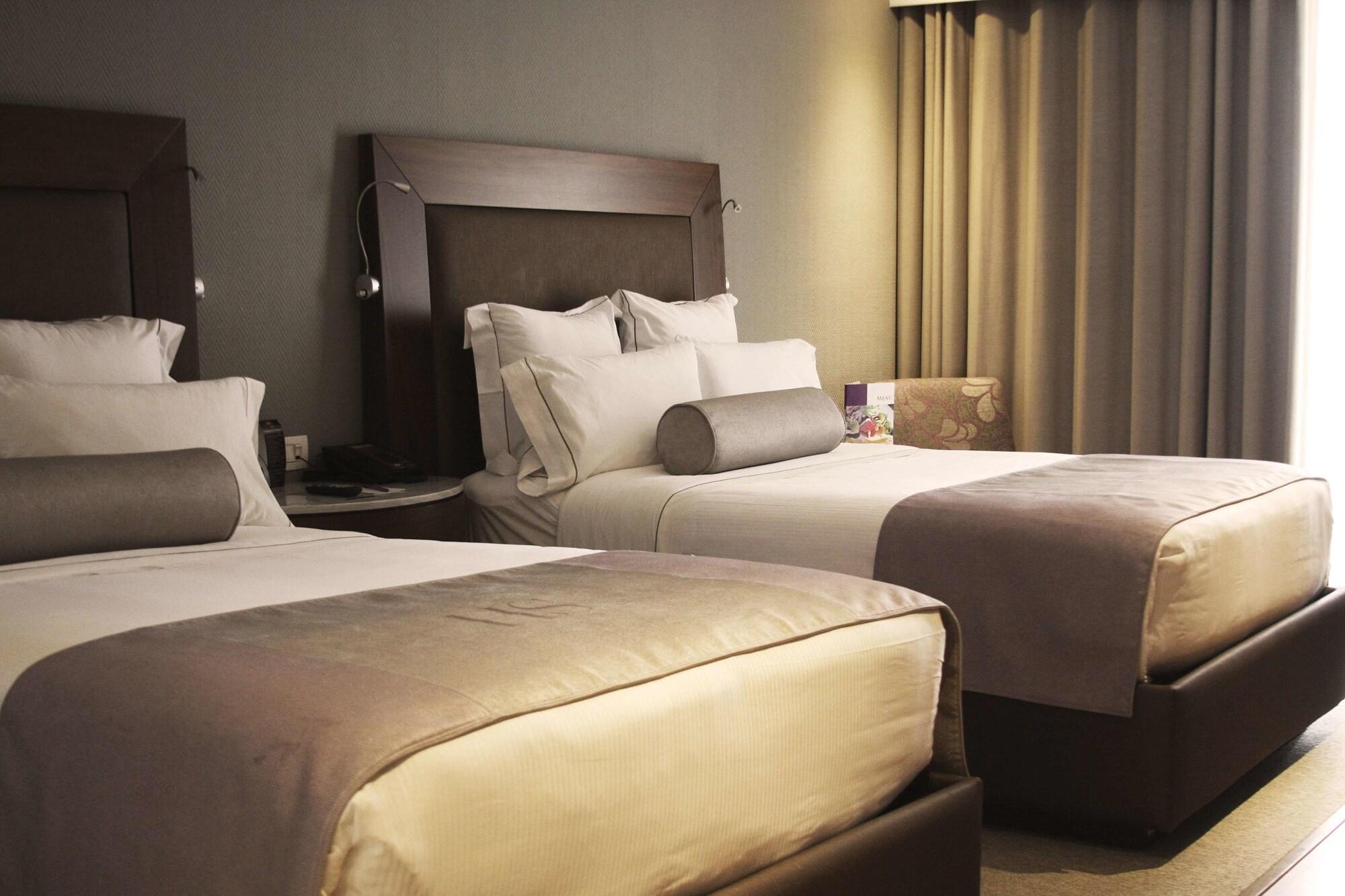 Hs Hotsson Hotel Silao Ngoại thất bức ảnh
