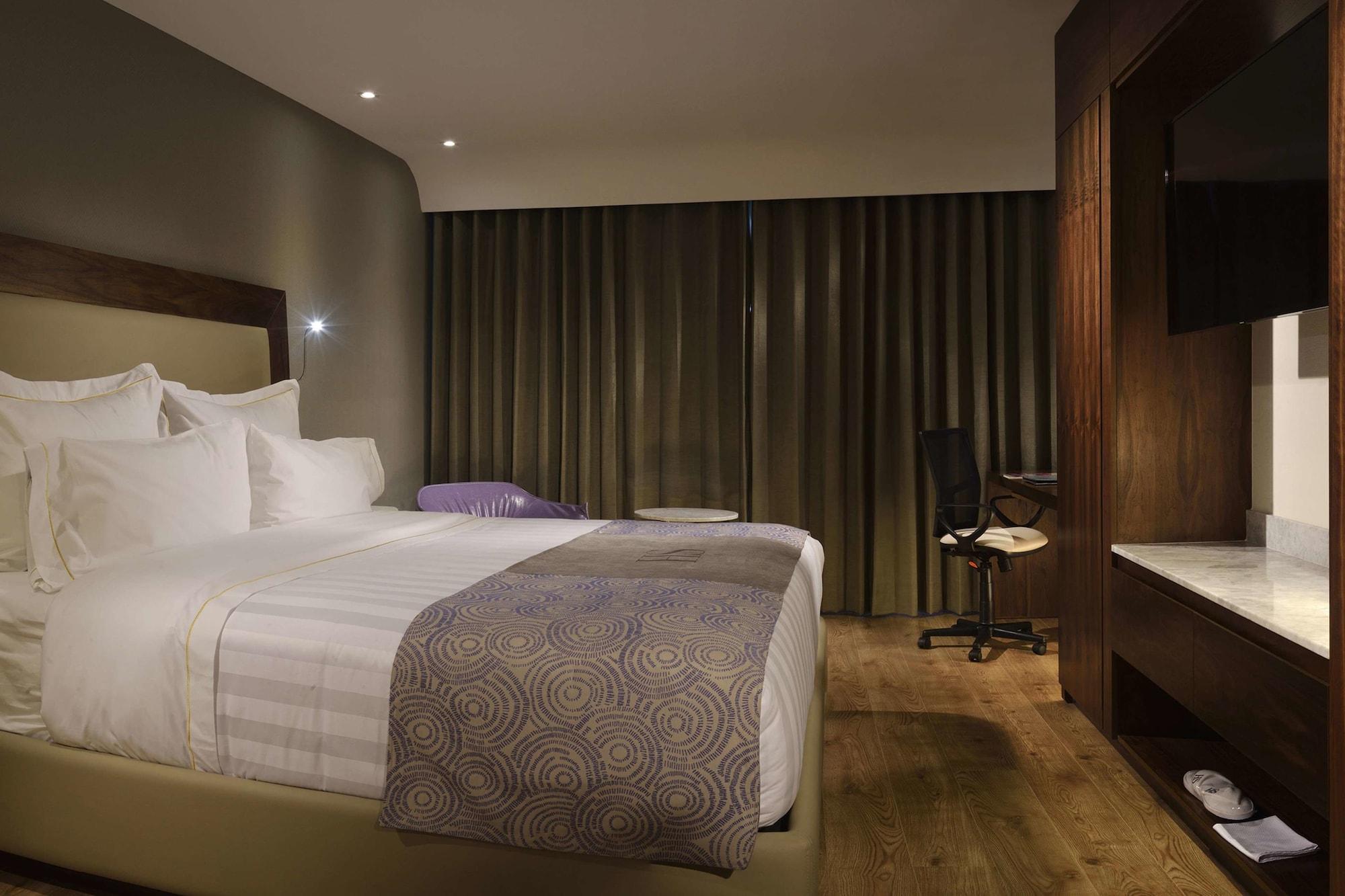 Hs Hotsson Hotel Silao Ngoại thất bức ảnh